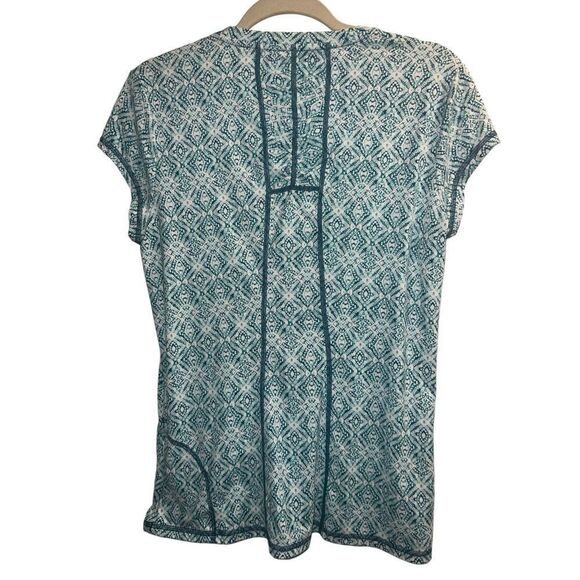 ✨Title Nine Womens Ruched Grace Sz Medium Pattern Tee✨ - Picture 5 of 9